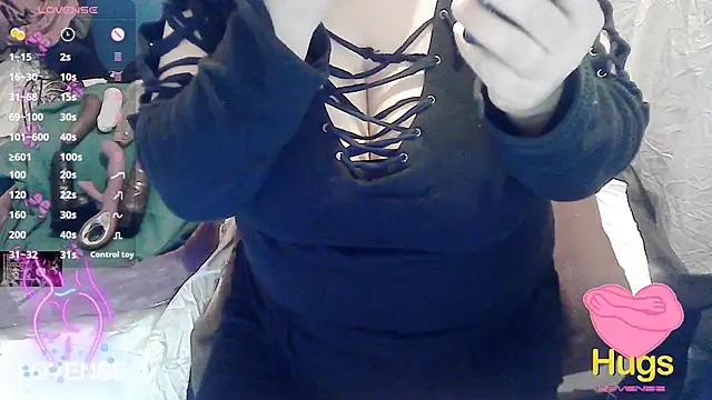 Snapshot of tatli_bela chatting on 02.16.25 tatli bela online show from 02.16.25