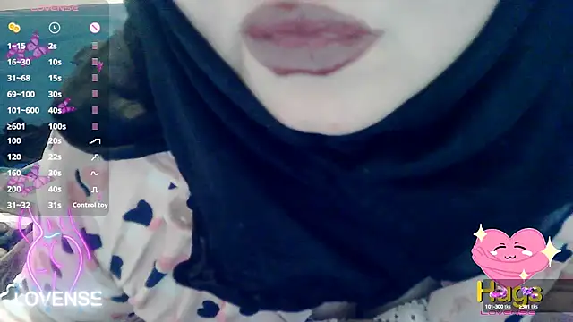 Snapshot of tatli_bela chatting on 02.21.25 tatli bela online show from 02.21.25