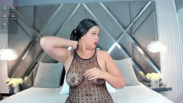 Snapshot of myax_evans chatting on 11.27.25 myax evans online show from 11.27.25