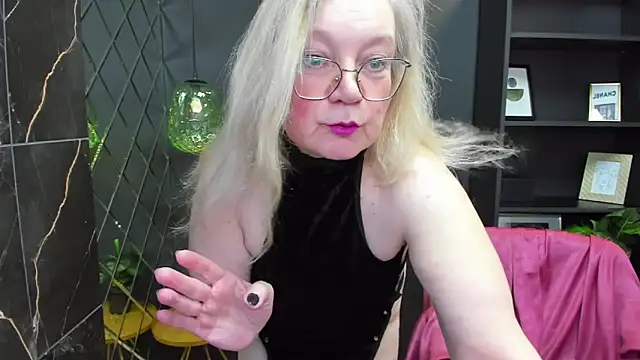 NataliMellow online show from 12.22.24