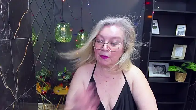 NataliMellow online show from 12.26.24