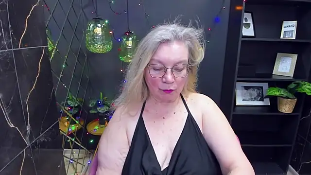 NataliMellow online show from 12.26.24