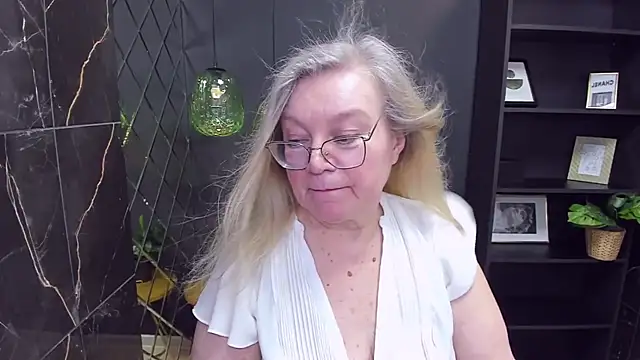 NataliMellow online show from 01.18.25