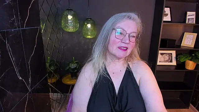 Snapshot of NataliMellow chatting on 04.01.26 NataliMellow online show from 04.01.26
