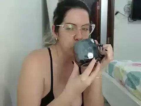 ashlymoon online show from 02.26.25