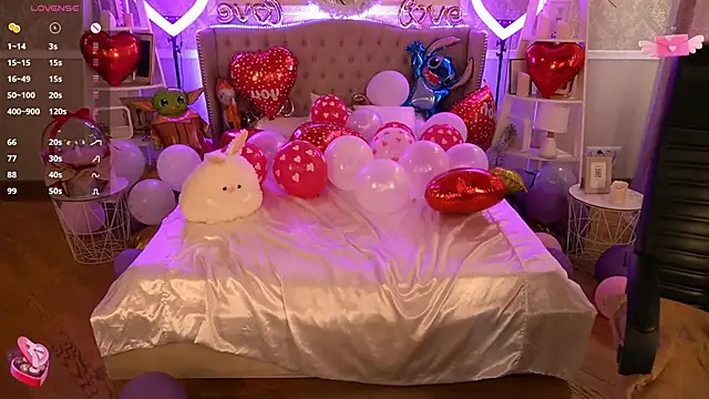 FoxyShy online show from 02.15.25