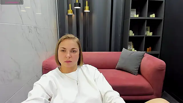 Snapshot of TataArdent chatting on 12.24.24 TataArdent online show from 12.24.24