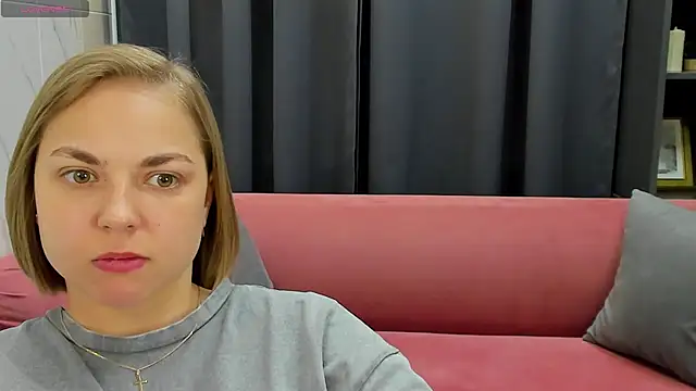 Snapshot of TataArdent chatting on 01.17.25 TataArdent online show from 01.17.25