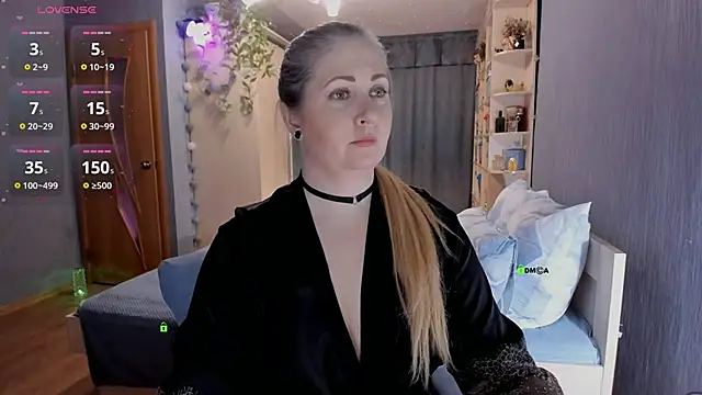 SweetLanna online show from 01.06.25