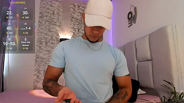 CRAZYBOYLOVE online show from 10.15.25