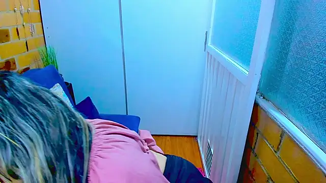 Penelope47 online show from 01.14.25