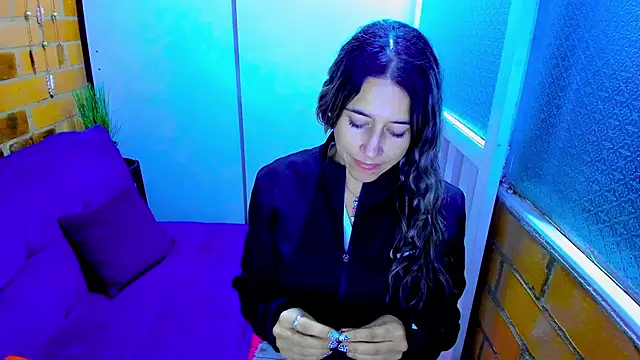 Penelope47 online show from 02.14.25