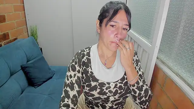 Penelope47 online show from 10.17.25