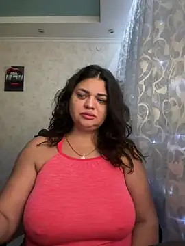 Snapshot of littleRikka chatting on 01.15.25 littleRikka online show from 01.15.25