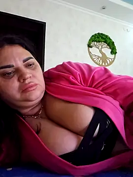 Snapshot of littleRikka chatting on 09.21.25 littleRikka online show from 09.21.25