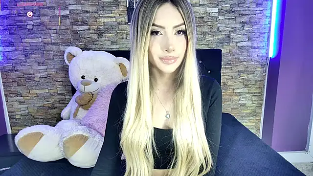 ale lovee online show from 02.19.25