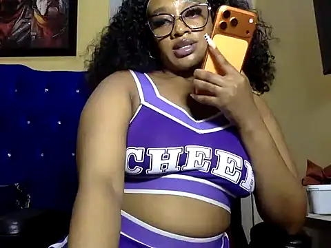 Snapshot of BOOTYBANGER24xx chatting on 07.28.26 BOOTYBANGER24xx online show from 07.28.26