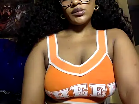 Snapshot of BOOTYBANGER24xx chatting on 08.02.26 BOOTYBANGER24xx online show from 08.02.26