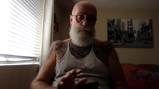 IamReadyxh online show from 04.16.26