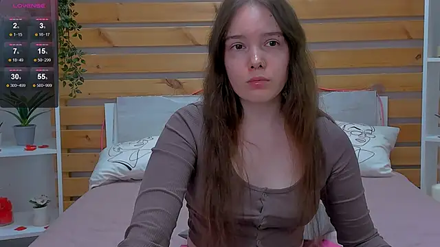 Janie JJ Curvie online show from 02.03.26