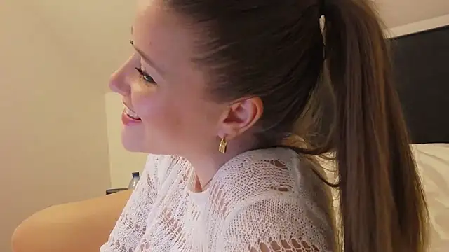 Neonstar online show from 03.15.25