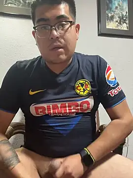 Moisesgtz04 online show from 01.16.25