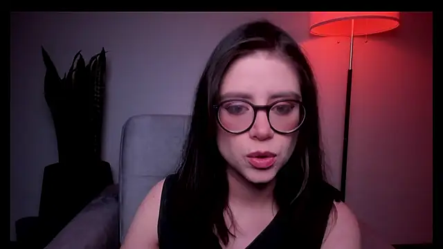 HazelKush online show from 04.03.26