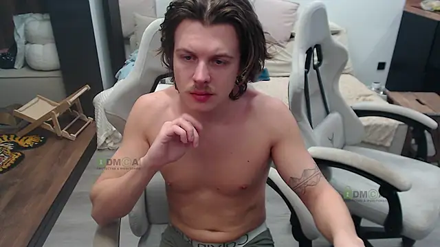 Sunny-Girl1 online show from 04.04.26