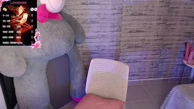 TinnaCobb online show from 01.15.26