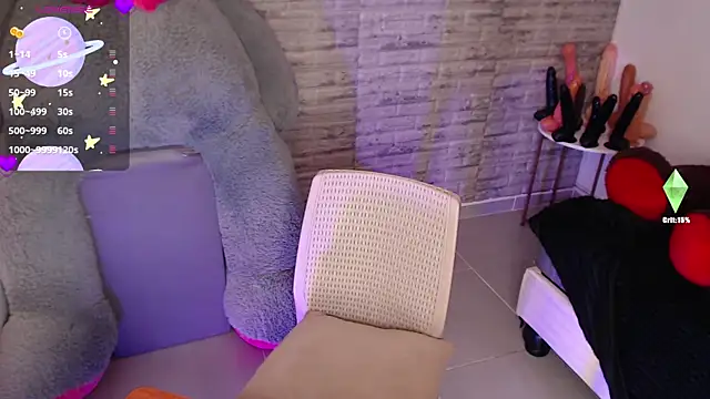 Snapshot of TinnaCobb chatting on 05.18.26 TinnaCobb online show from 05.18.26