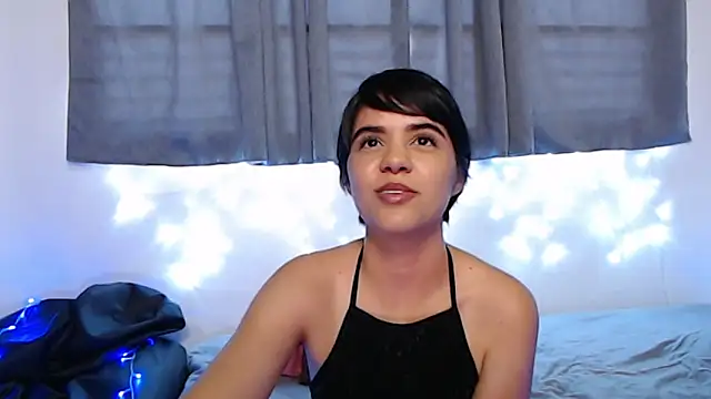 mia collins x online show from 03.04.26