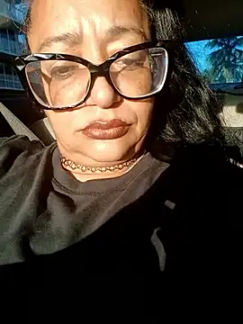 Snapshot of PichyPrettyPussy chatting on 09.24.25 PichyPrettyPussy online show from 09.24.25