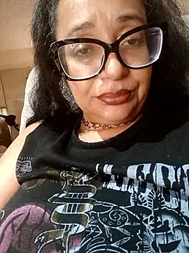 Snapshot of PichyPrettyPussy chatting on 10.03.25 PichyPrettyPussy online show from 10.03.25