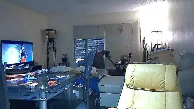 Snapshot of PichyPrettyPussy chatting on 10.04.25 PichyPrettyPussy online show from 10.04.25