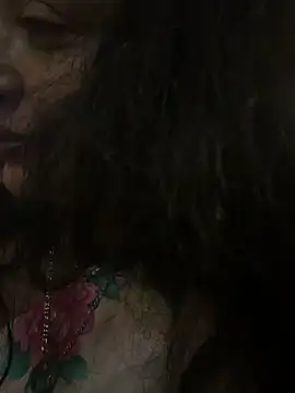 Snapshot of PichyPrettyPussy chatting on 11.21.25 PichyPrettyPussy online show from 11.21.25