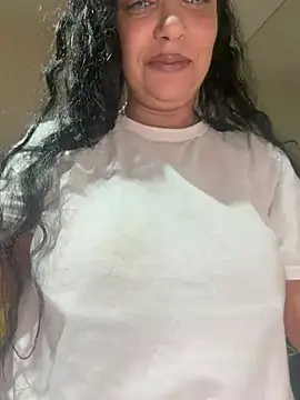 Snapshot of PichyPrettyPussy chatting on 02.02.26 PichyPrettyPussy online show from 02.02.26