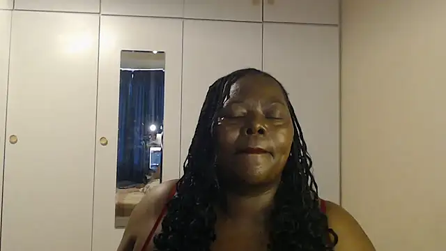 MatureBoobsDiva online show from 12.19.25