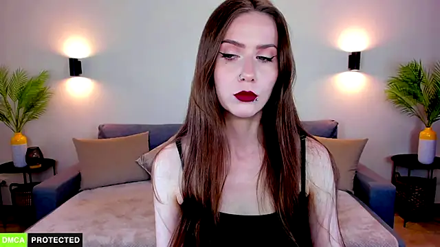 TheWoman   online show from 06.30.26