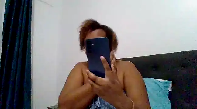 Snapshot of Nathyjess195 chatting on 12.10.24 Nathyjess195 online show from 12.10.24