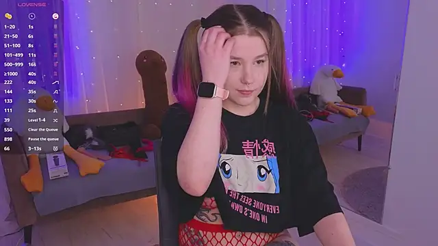 Mira Falls online show from 03.30.26