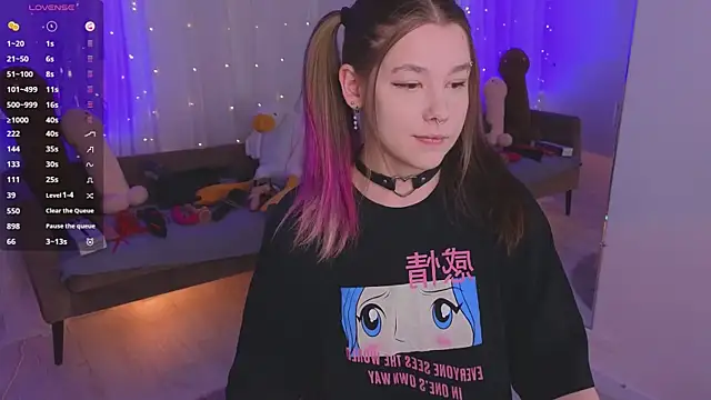 Mira Falls online show from 04.09.26