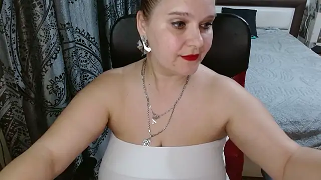 Snapshot of Boolochka chatting on 05.21.26 Boolochka online show from 05.21.26