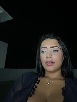 Snapshot of Shantal_Lovee chatting on 01.15.25 Shantal Lovee online show from 01.15.25