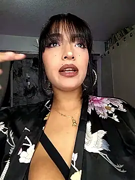 Snapshot of Shantal_Lovee chatting on 06.06.26 Shantal Lovee online show from 06.06.26