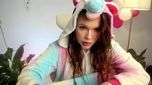 Snapshot of Pokemeboy chatting on 03.19.25 Pokemeboy online show from 03.19.25