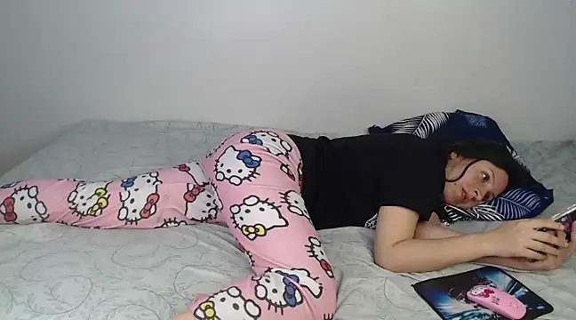 Snapshot of Chanelsexyy chatting on 12.12.24 Chanelsexyy online show from 12.12.24