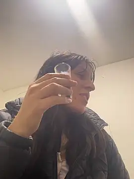 Snapshot of Chanelsexyy chatting on 10.05.25 Chanelsexyy online show from 10.05.25