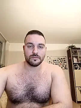 Snapshot of PowerToes chatting on 12.18.25 PowerToes online show from 12.18.25