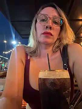 Snapshot of Gatitacarlita chatting on 01.07.26 Gatitacarlita online show from 01.07.26