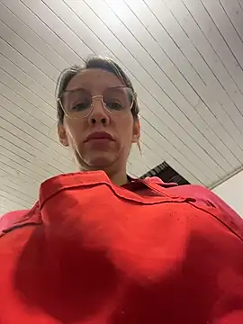 Snapshot of Gatitacarlita chatting on 05.21.26 Gatitacarlita online show from 05.21.26